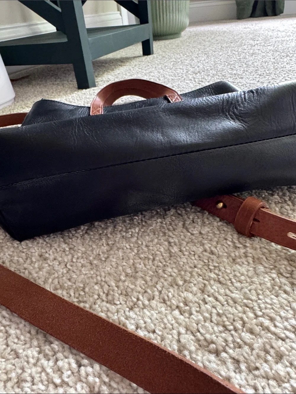 Madewell Black Leather Crossbody Tote with Brown Handles - Picture 5 of 7